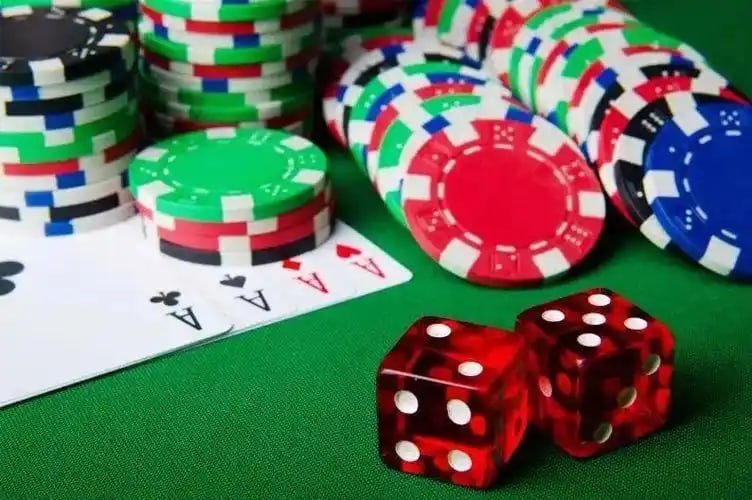Liga 1 Indonesia Ilustrasi aksi pertandingan sepak bola Liga 1 Indonesia nasional